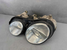 Laden Sie das Bild in den Galerie-Viewer, Frontscheinwerfer Mercedes-Benz 103419012216 Xenon Links Scheinwerfer Headlight SCH4470054114hb