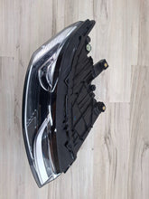 Laden Sie das Bild in den Galerie-Viewer, Frontscheinwerfer VW Multivan T7 7T1941082C Rechts Scheinwerfer Headlight SCH3731036755rs