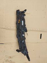 Laden Sie das Bild in den Galerie-Viewer, Frontscheinwerfer Mitsubishi Eclipse Cross LED Ein Stück (Rechts oder Links)