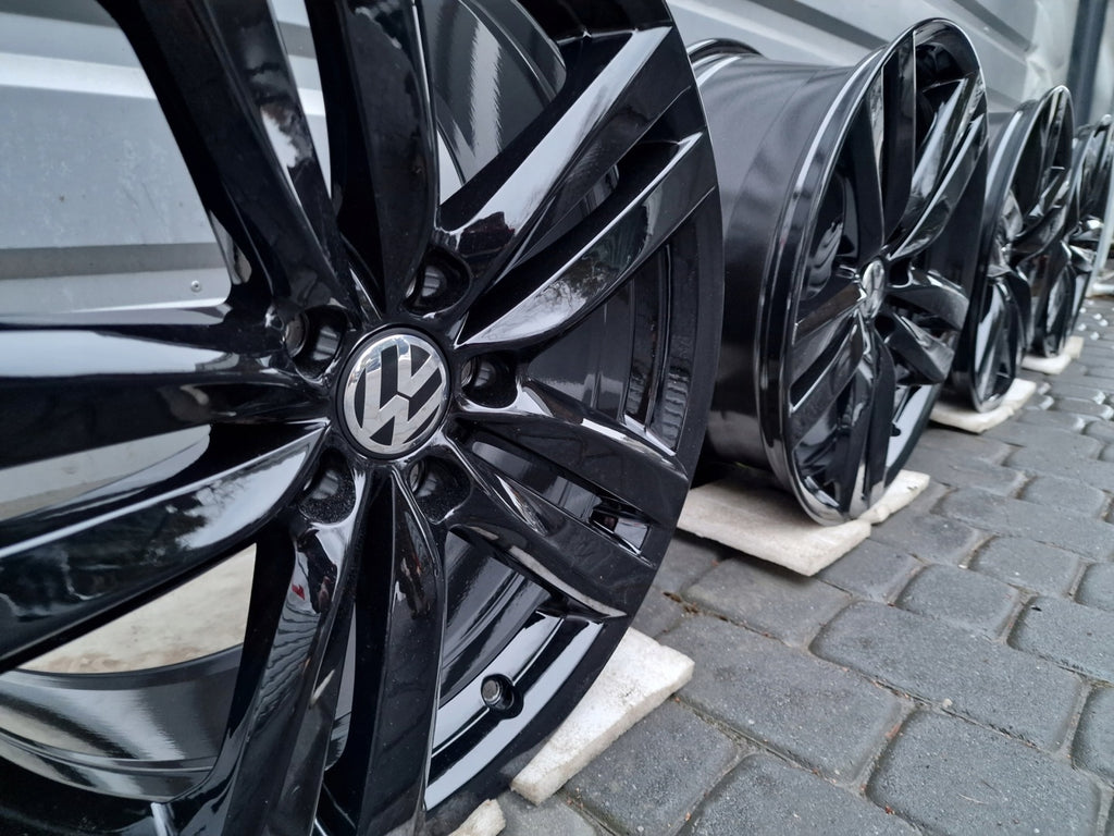 4x Alufelge 18 Zoll 8.0" 5x112 44ET VW Passat Touran Arteon Rim Wheel FEL1840241631sz