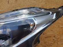 Laden Sie das Bild in den Galerie-Viewer, Frontscheinwerfer Peugeot 208 I 9810805780 Links Scheinwerfer Headlight SCH8122040310cq