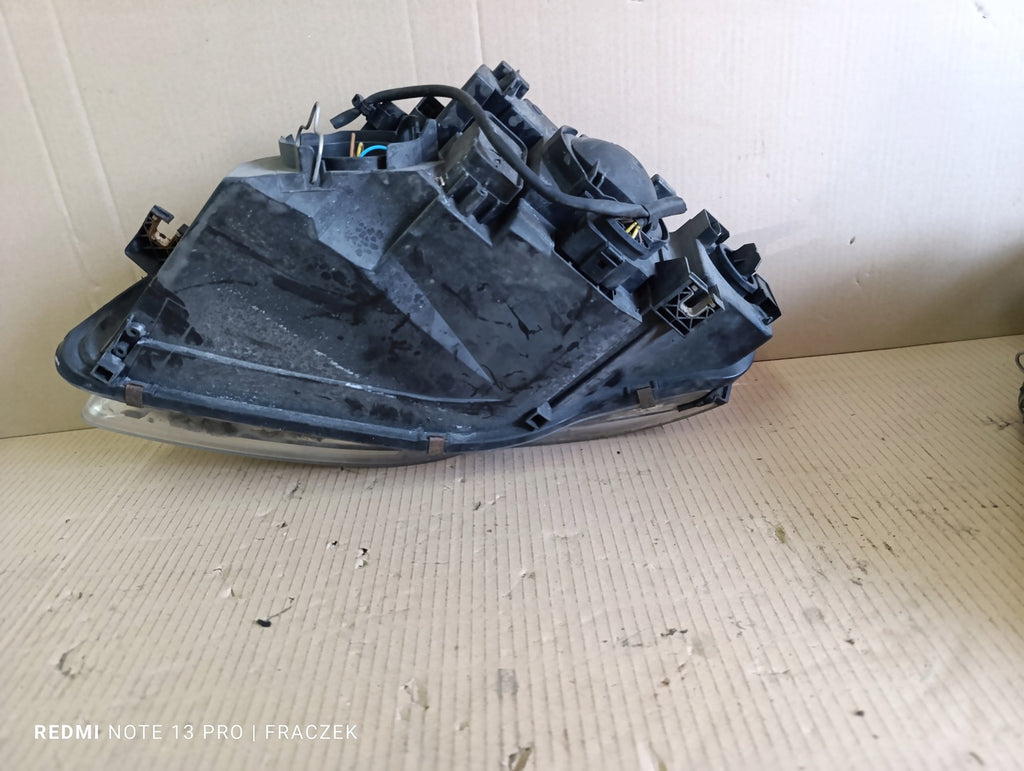 Frontscheinwerfer Audi A4 B7 8E0941004BK Ein Stück (Rechts oder Links) Headlight