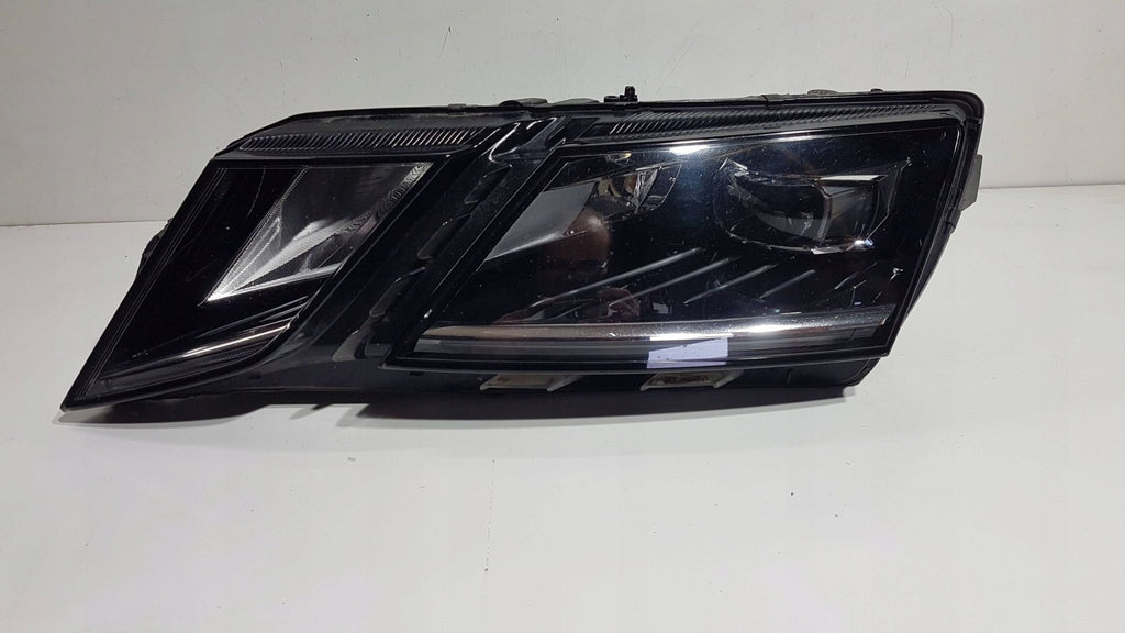 Frontscheinwerfer Skoda Octavia III 5E1941015D Links Scheinwerfer Headlight SCH2616070306lt