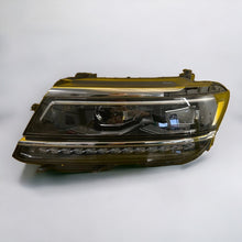 Laden Sie das Bild in den Galerie-Viewer, Frontscheinwerfer VW Tiguan 5NB941081A 5NB941081 FULL LED Links Headlight