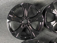 Laden Sie das Bild in den Galerie-Viewer, 4x Alufelge 18 Zoll 8.0&quot; 5x112 38ET Silber A2534010800 Mercedes-Benz Glc Coupe