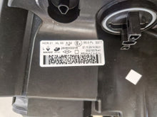Laden Sie das Bild in den Galerie-Viewer, Frontscheinwerfer Renault III 260600331R LED Links Scheinwerfer Headlight SCH3116621871cv