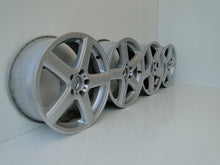 Laden Sie das Bild in den Galerie-Viewer, 4x Alufelge 16 Zoll 7.5&quot; 5x112 45ET Silber Mercedes-Benz Rim Wheel