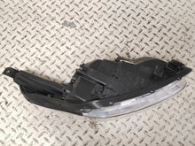 Load image into Gallery viewer, Frontscheinwerfer Kia Ceed 92101-J7050 Links Scheinwerfer Headlight SCH3238502444an
