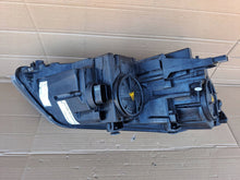 Laden Sie das Bild in den Galerie-Viewer, Frontscheinwerfer Seat Alhambra 7N5941751 Links Scheinwerfer Headlight SCH4677369130qo