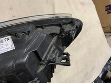 Laden Sie das Bild in den Galerie-Viewer, Frontscheinwerfer Renault Captur I 260606152R LED Links Scheinwerfer Headlight