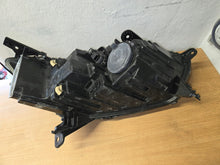 Laden Sie das Bild in den Galerie-Viewer, Frontscheinwerfer Dacia Sandero III 260607161R Links Scheinwerfer Headlight