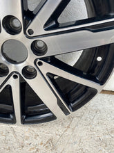 Laden Sie das Bild in den Galerie-Viewer, 1x Alufelge 17 Zoll 7.0&quot; 5x112 54ET Glanz Schwarz 6889638 Mini Rim Wheel