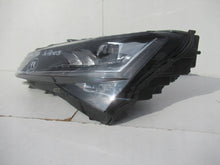 Laden Sie das Bild in den Galerie-Viewer, Frontscheinwerfer Skoda Superb III 3V1941015D LED Links Scheinwerfer Headlight