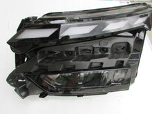 Laden Sie das Bild in den Galerie-Viewer, Frontscheinwerfer Skoda 5LB941035 LED Ein Stück (Rechts oder Links) Headlight
