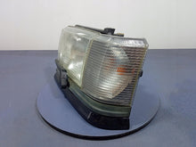 Laden Sie das Bild in den Galerie-Viewer, Frontscheinwerfer Land Rover Range II P38a XBC104230 Links Headlight SCH8148635396kc