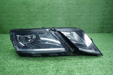 Laden Sie das Bild in den Galerie-Viewer, Frontscheinwerfer Skoda Octavia III 5E1941016D Rechts Scheinwerfer Headlight SCH2220007057ic