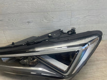 Laden Sie das Bild in den Galerie-Viewer, Frontscheinwerfer Seat Tarraco 5FJ941007J LED Links Scheinwerfer Headlight