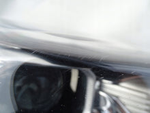 Laden Sie das Bild in den Galerie-Viewer, Frontscheinwerfer Ford Kuga 90156445 90156447 Xenon Rechts oder Links SCH9399975427oq