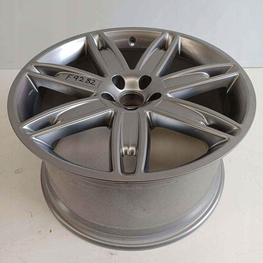 1x Alufelge 20 Zoll 10.5" 5x114.3 45ET Glanz Silber 670010623 Maserati Ghibli FEL2065809592ee
