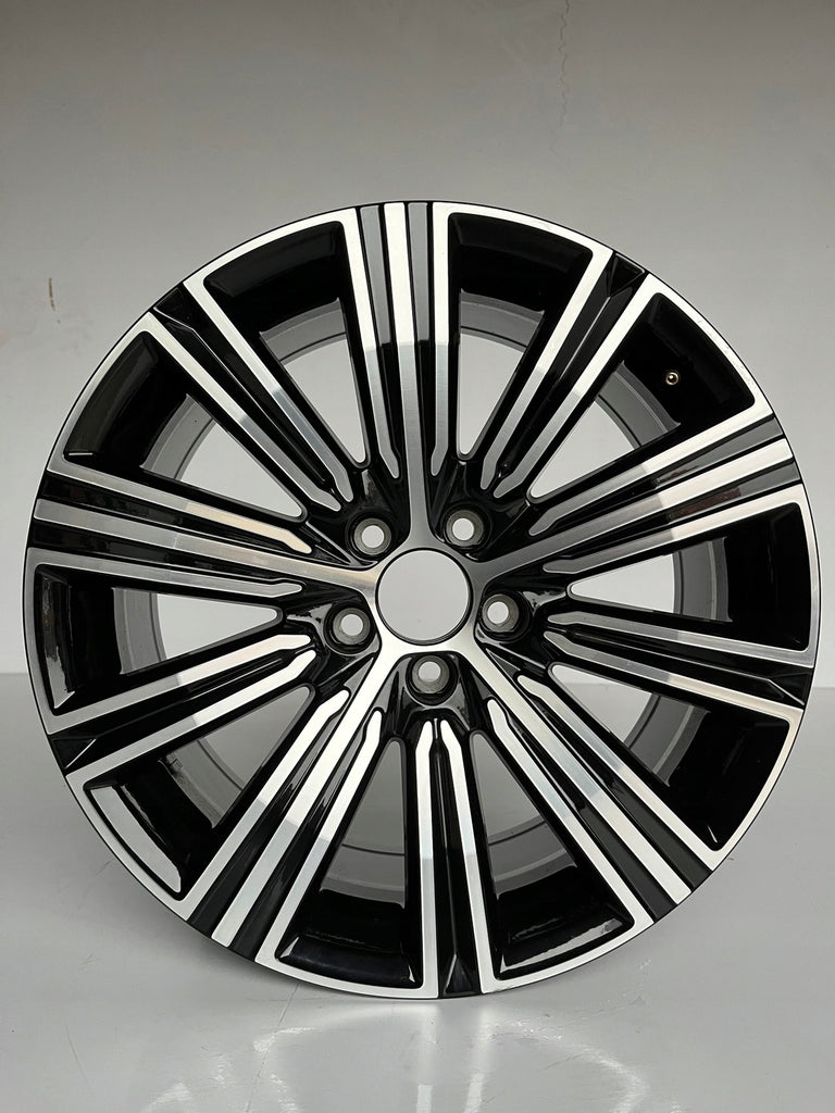 1x Alufelge 18 Zoll 8.0" 5x108 42ET Glanz Silber 31471312 Volvo S60 V60 S90 V90