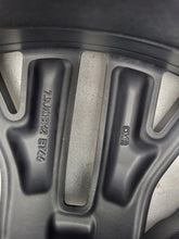 Load image into Gallery viewer, 1x Alufelge 18 Zoll 7.5&quot; 5x112 46ET 5FA601025D Cupra Leon Rim Wheel