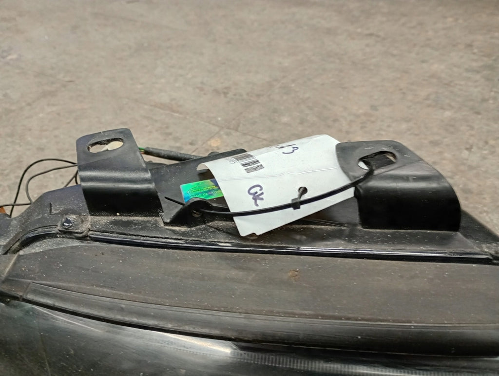 Frontscheinwerfer Audi A4 B6 RSD-100203A LED Ein Stück (Rechts oder Links)