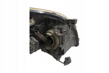 Laden Sie das Bild in den Galerie-Viewer, Frontscheinwerfer Toyota Avensis 3900078496 Links Scheinwerfer Headlight SCH6604604390qx