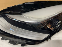 Load image into Gallery viewer, Frontscheinwerfer Tesla Model 3 1077375-00-C LED Links Scheinwerfer Headlight SCH4892242116eh