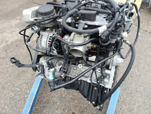Load image into Gallery viewer, Motor BMW F11 F10 N26 245PS Benzin Engine Komplett MOT2483015464dr