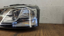 Laden Sie das Bild in den Galerie-Viewer, Frontscheinwerfer Land Rover Freelander 2 L359 DH5213W030DB Links Headlight SCH1068122474on
