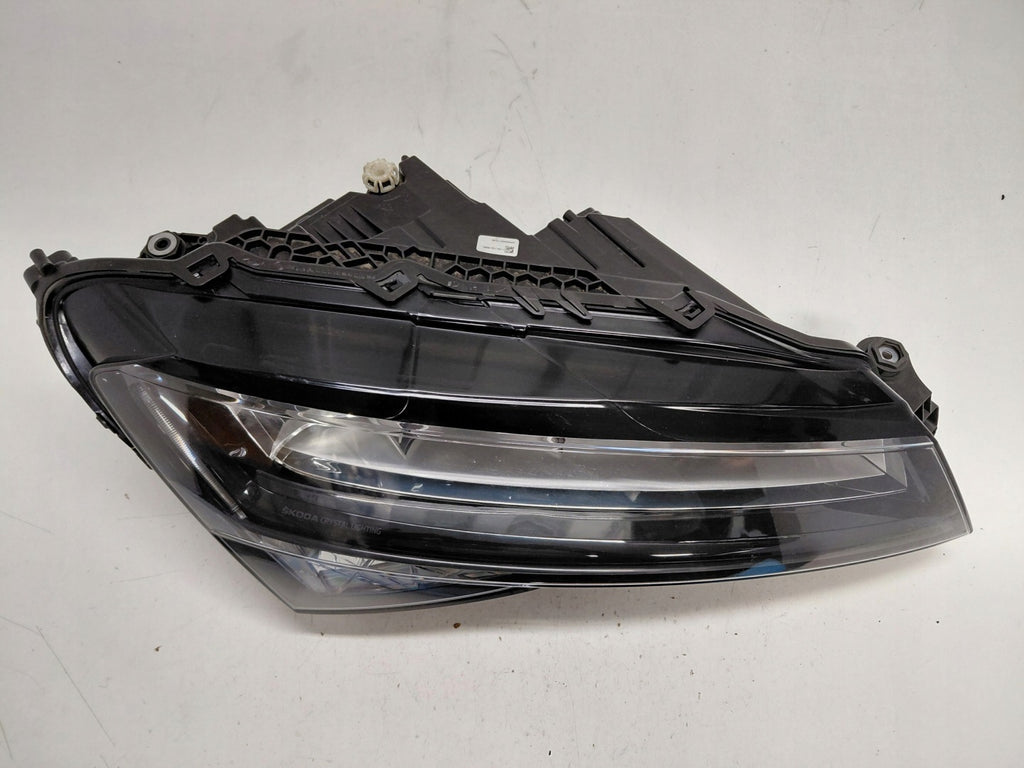 Frontscheinwerfer Skoda Superb III 3V1941016C Rechts Scheinwerfer Headlight SCH2594056409xw