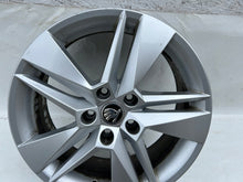 Laden Sie das Bild in den Galerie-Viewer, 1x Alufelge 17 Zoll 6.5" 5x112 41ET Glanz 3V0601025BH Skoda Superb Iii Rim Wheel FEL2552036467en