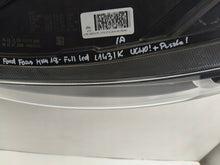 Laden Sie das Bild in den Galerie-Viewer, Frontscheinwerfer Ford Focus JX7B-13E015-CE Full LED Rechts oder Links SCH4418147997ax