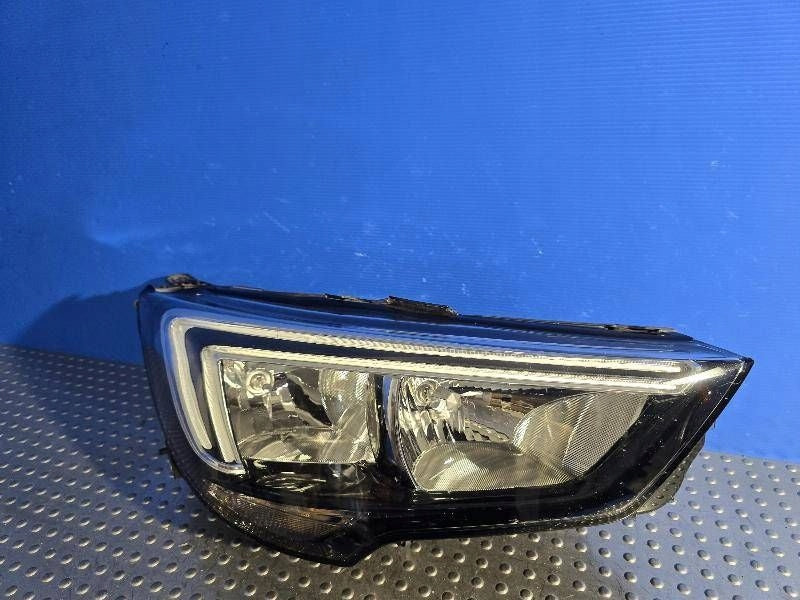 Frontscheinwerfer Opel Crossland X 13467968 LED Rechts Scheinwerfer Headlight SCH9233858080zf