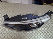 Laden Sie das Bild in den Galerie-Viewer, Frontscheinwerfer Ford Focus IV JX7B-13E015-AE Full LED Links Headlight SCH3857179865fr