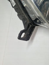 Laden Sie das Bild in den Galerie-Viewer, Frontscheinwerfer Peugeot 407 0301213271 Links Scheinwerfer Headlight SCH3377191852ew