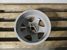 Load image into Gallery viewer, 1x Alufelge 17 Zoll 7.0" 5x120 55ET Glanz Silber 7H0601025C VW T5 Rim Wheel FEL7034279362ib