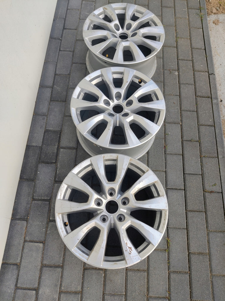1x Alufelge 17 Zoll 8.0" 5x120 49ET Glanz Silber 2H6601025A VW Amarok Rim Wheel FEL3630950852zk