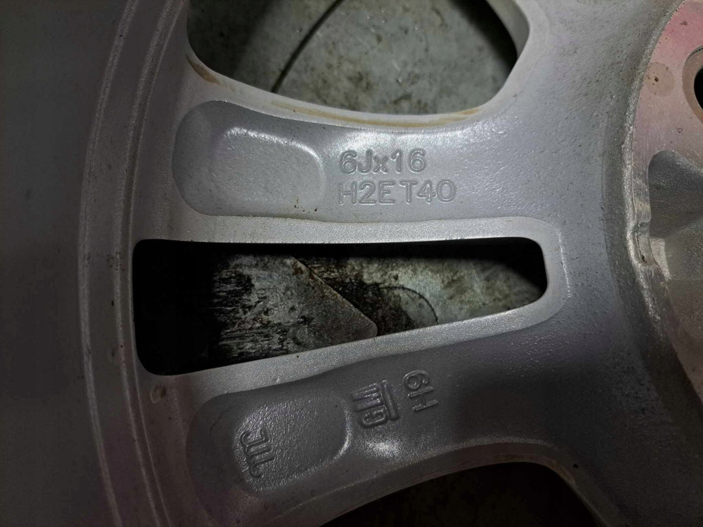 1x Alufelge 16 Zoll 6.0" 5x110 40ET Opel Vectra Zafira Meriva Rim Wheel