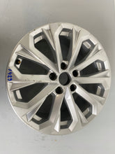 Laden Sie das Bild in den Galerie-Viewer, 1x Alufelge 17 Zoll 7.5" 5x112 38ET Glanz Silber 8W0601025L Audi A4 Rim Wheel FEL6643135527uy