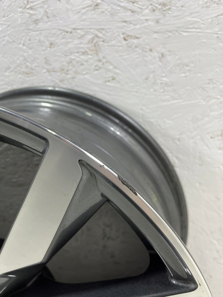 1x Alufelge 18 Zoll 8.0" 5x112 40ET 8W0601025FJ Audi Rim Wheel