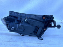Laden Sie das Bild in den Galerie-Viewer, Frontscheinwerfer Skoda Kamiq 657941015B Links Scheinwerfer Headlight SCH5607522880yy