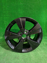 Laden Sie das Bild in den Galerie-Viewer, 1x Alufelge 16 Zoll 6.5" 5x112 46ET Glanz Silber 5E0601025C Skoda Octavia Iii FEL8920069231ye