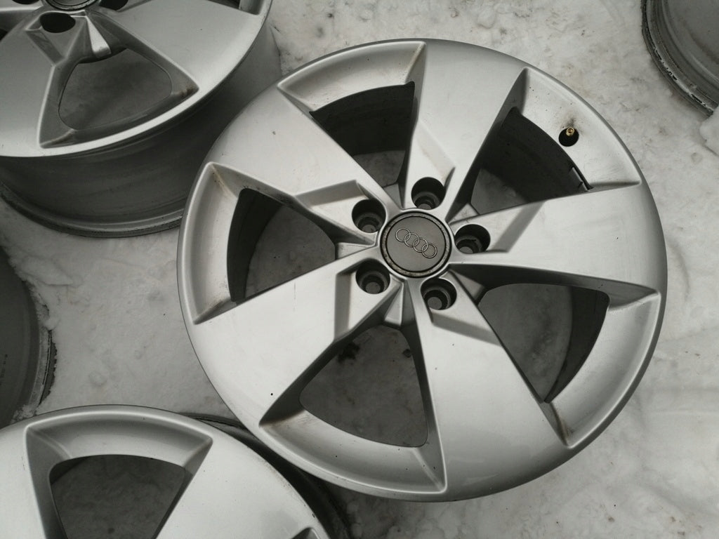 4x Alufelge 17 Zoll 7.0" 5x112 47ET Silber 8S0601025J Audi A6 A4 Rim Wheel FEL5219278112up