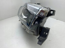 Load image into Gallery viewer, Frontscheinwerfer Toyota Hilux DAL23643 Rechts Scheinwerfer Headlight SCH9374459454zj