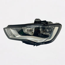 Laden Sie das Bild in den Galerie-Viewer, Frontscheinwerfer Audi A3 8V0941003 Links Scheinwerfer Headlight