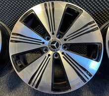 Laden Sie das Bild in den Galerie-Viewer, 4x Alufelge 18 Zoll 5x112 A2434010100 Mercedes-Benz Eqa Rim Wheel FEL5607275590cx