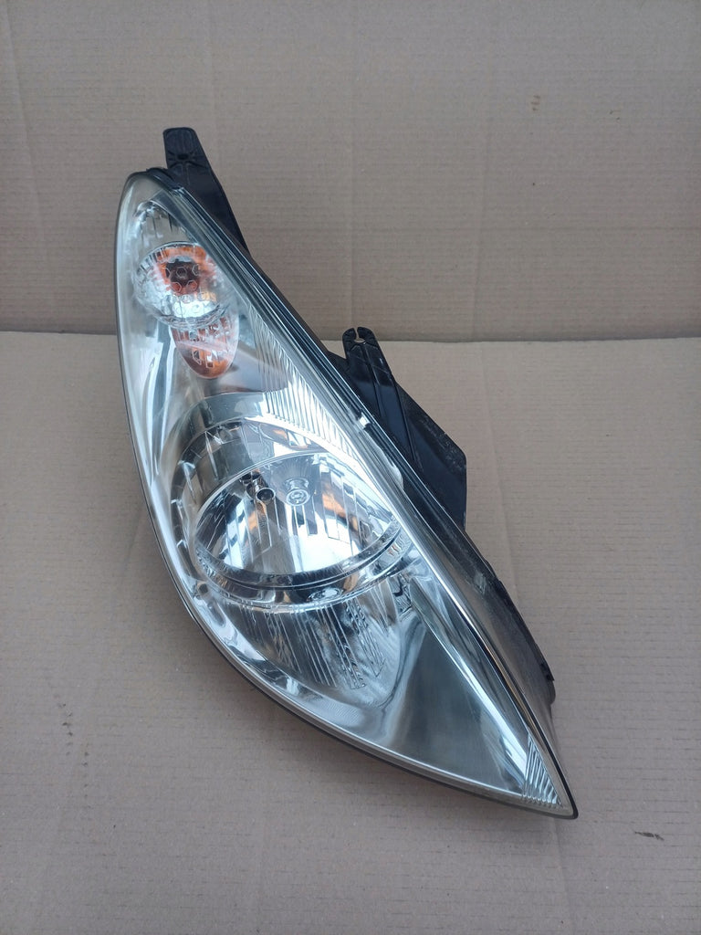 Frontscheinwerfer Hyundai I20 92102-4P000 Rechts Scheinwerfer Headlight SCH3378803345yb