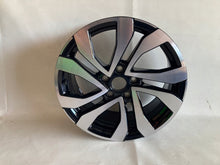Load image into Gallery viewer, 1x Alufelge 17 Zoll 7.0" 5x112 2GA601025AF VW T-Roc Rim Wheel FEL9079233347st