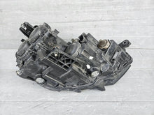 Laden Sie das Bild in den Galerie-Viewer, Frontscheinwerfer VW Passat B8 3G1941005C Vorderseite Scheinwerfer Headlight